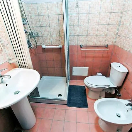 Etna - Monte - Mojo לינה וארוחת בוקר 3*